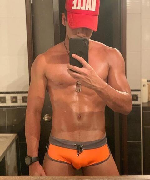 adrian_andres01 OnlyFans - Free Access to 32 Videos & 49 Photos Onlyfans Free Access