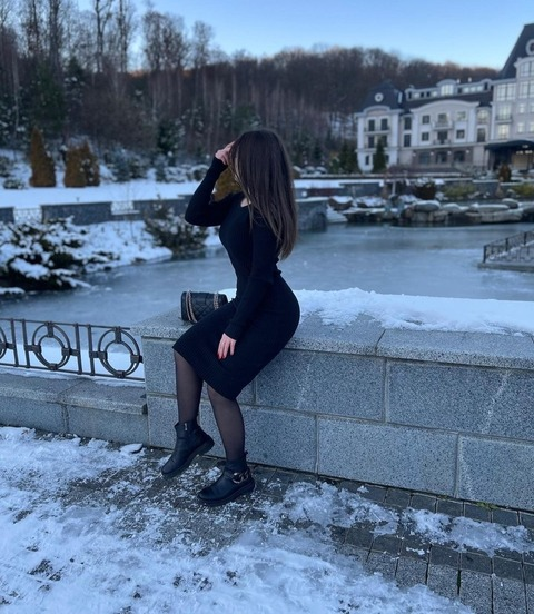 alebrunetasexy OnlyFans - Free Access to 32 Videos & 49 Photos Onlyfans Free Access