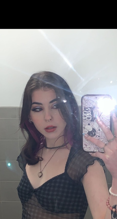 alyssa_sinn OnlyFans - Free Access to 32 Videos & 49 Photos Onlyfans Free Access