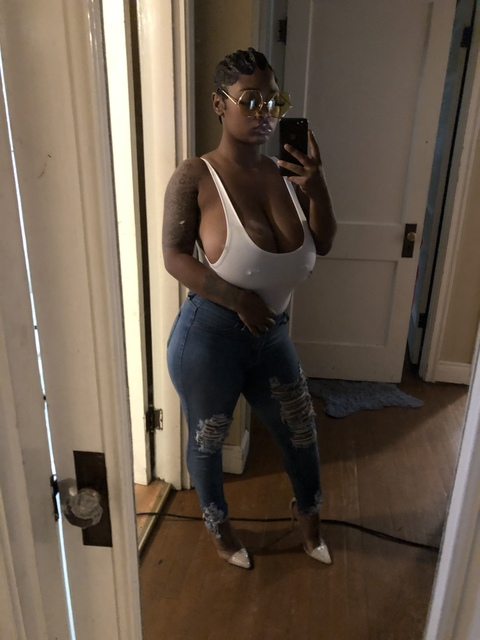 amiyahhr OnlyFans - Free Access to 180 Videos & 254 Photos Onlyfans Free Access