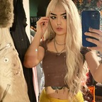 beatrixxblue Profile Picture