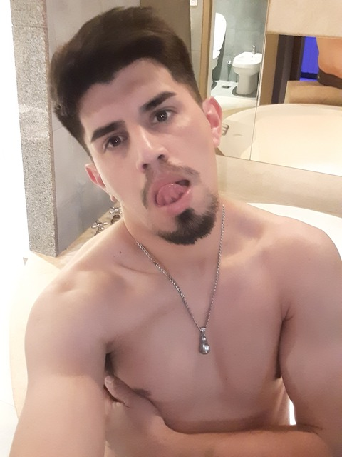 boy_hottt OnlyFans - Free Access to 32 Videos & 49 Photos Onlyfans Free Access