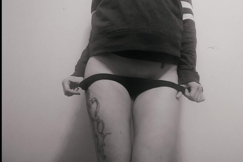 britbabyy OnlyFans - Free Access to 32 Videos & 49 Photos Onlyfans Free Access