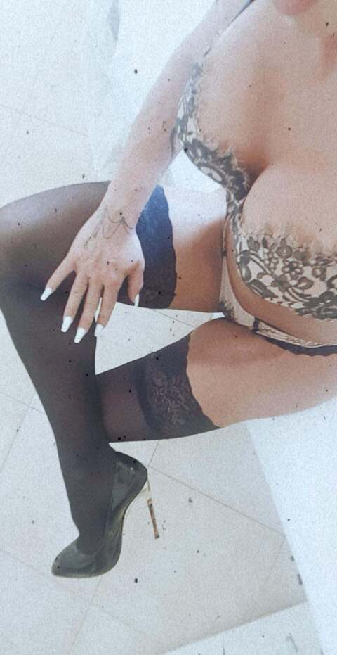carlottasemprini OnlyFans - Free Access to 32 Videos & 49 Photos Onlyfans Free Access