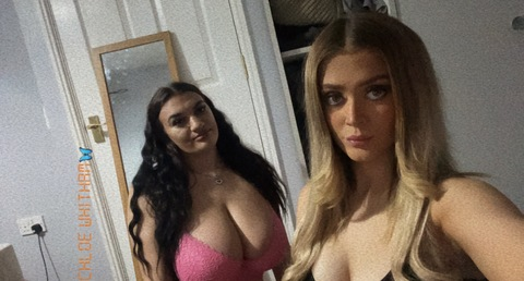 chloeandmegan OnlyFans - Free Access to 32 Videos & 49 Photos Onlyfans Free Access