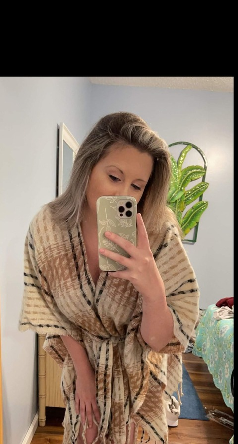 ciaraaxo OnlyFans - Free Access to 32 Videos & 49 Photos Onlyfans Free Access