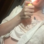 cryst4lsandcandl3s Profile Picture