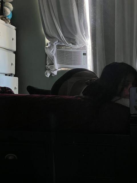 cvntybri OnlyFans - Free Access to 32 Videos & 49 Photos Onlyfans Free Access