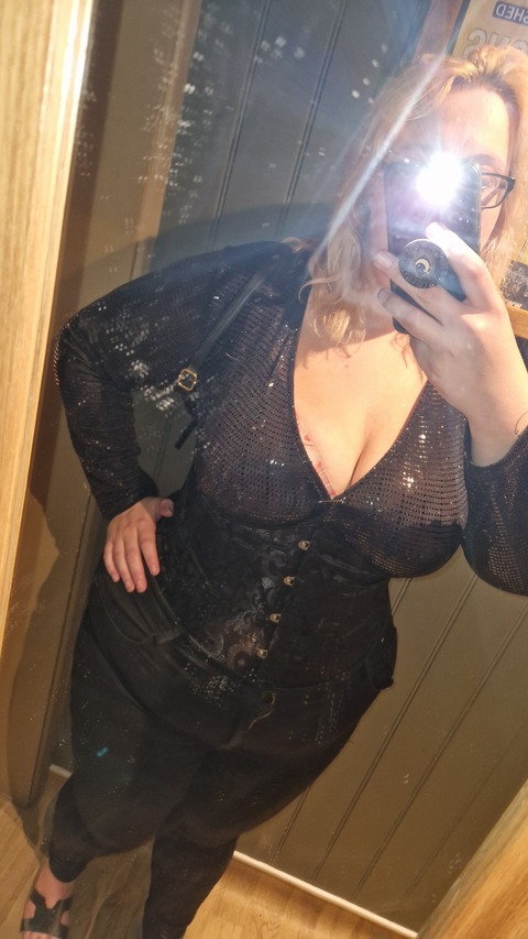 elliemoo99 OnlyFans - Free Access to 32 Videos & 49 Photos Onlyfans Free Access