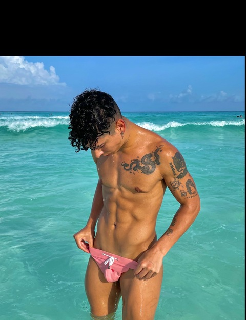 emilianovela OnlyFans - Free Access to 181 Videos & 1328 Photos Onlyfans Free Access