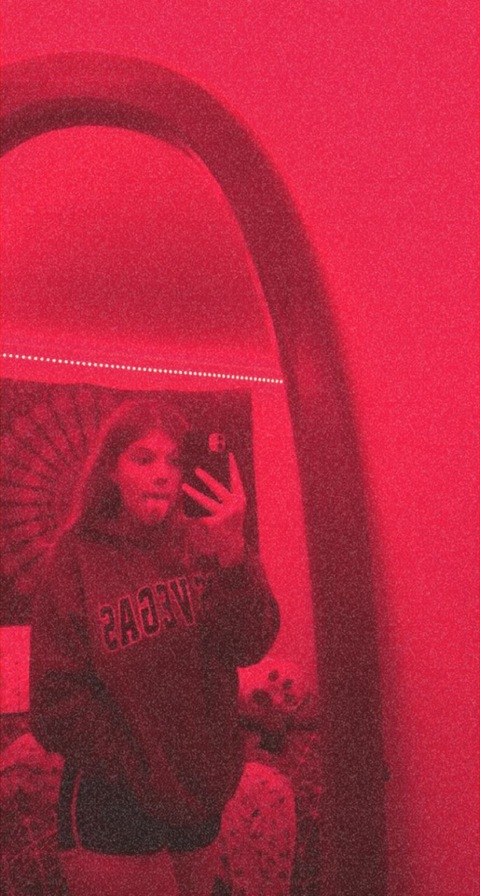 emily_miller OnlyFans - Free Access to 32 Videos & 49 Photos Onlyfans Free Access