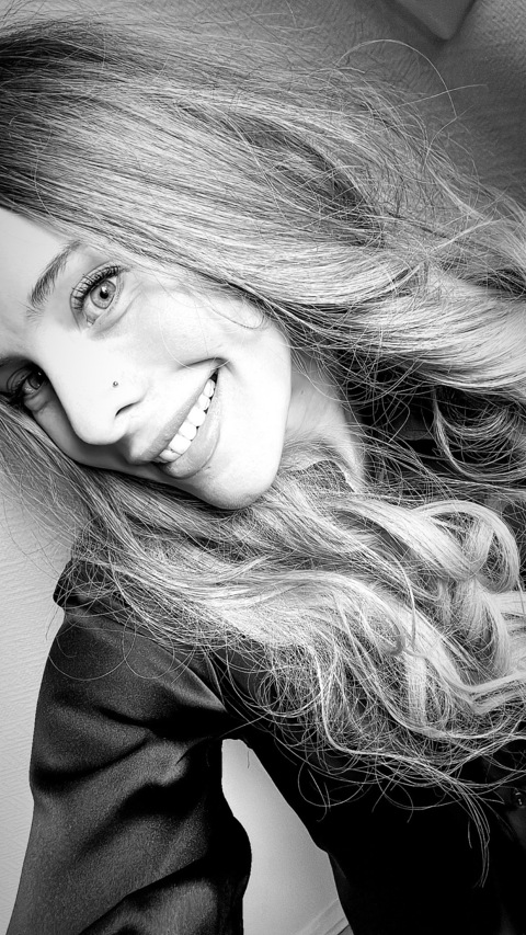 hemligheterna OnlyFans - Free Access to 32 Videos & 49 Photos Onlyfans Free Access