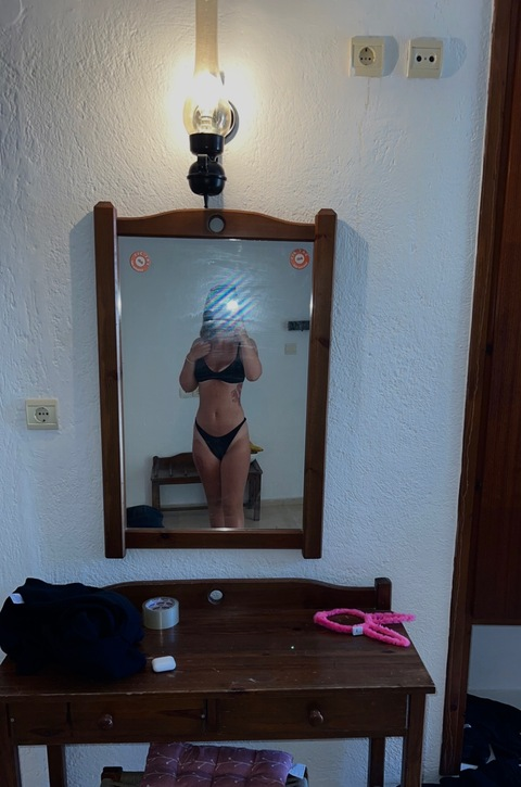 honeyb3 OnlyFans - Free Access to 32 Videos & 49 Photos Onlyfans Free Access