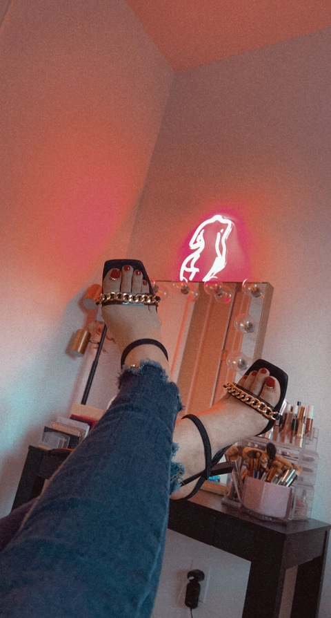 hxneyy.xx OnlyFans - Free Access to 32 Videos & 49 Photos Onlyfans Free Access