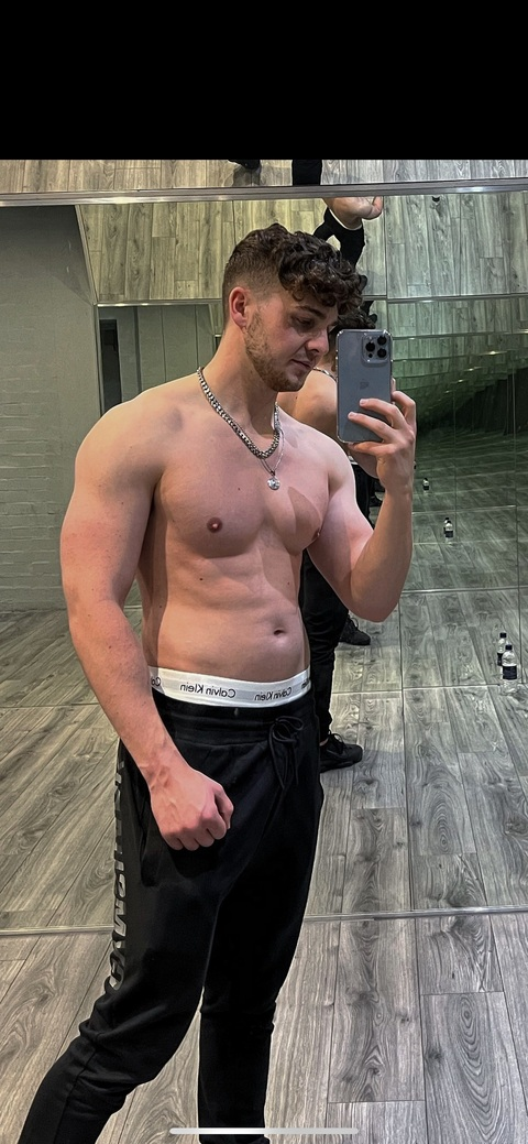 jamiefans97 OnlyFans - Free Access to 32 Videos & 49 Photos Onlyfans Free Access
