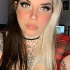 joness_lily Profile Picture