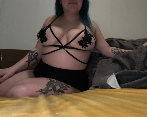 katobizarro OnlyFans - Free Access to 32 Videos & 49 Photos Onlyfans Free Access