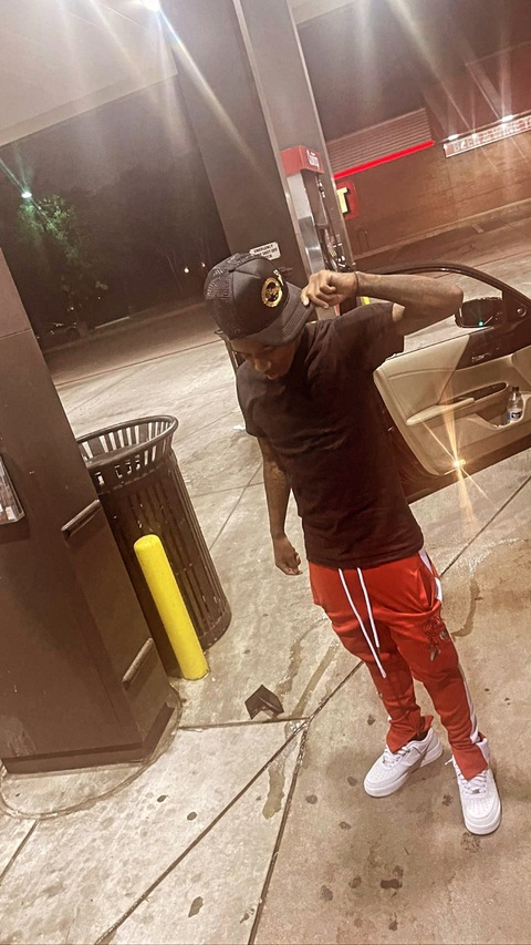 kennyylewiss OnlyFans - Free Access to 32 Videos & 49 Photos Onlyfans Free Access