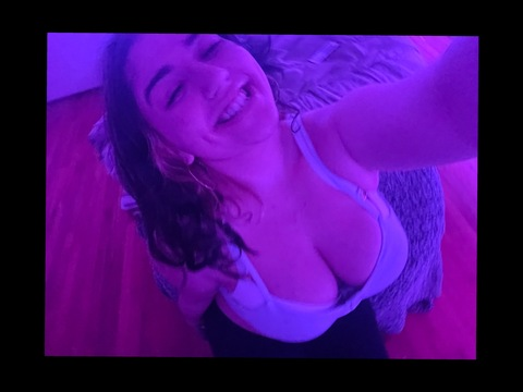 kkaaley OnlyFans - Free Access to 32 Videos & 49 Photos Onlyfans Free Access