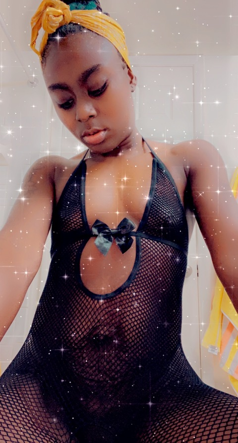 lady_dimples27 OnlyFans - Free Access to 32 Videos & 92 Photos Onlyfans Free Access