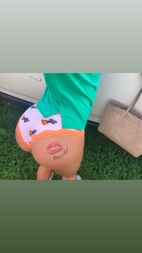 laurenashlee OnlyFans - Free Access to 32 Videos & 49 Photos Onlyfans Free Access