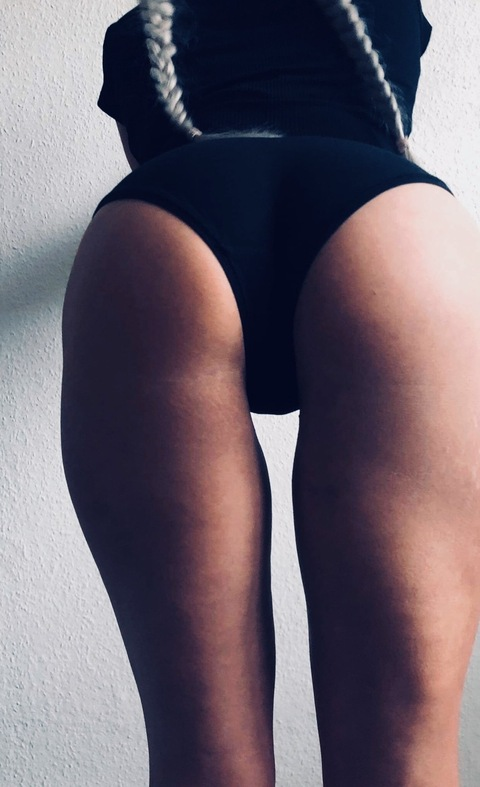 lele_lee69 OnlyFans - Free Access to 32 Videos & 49 Photos Onlyfans Free Access