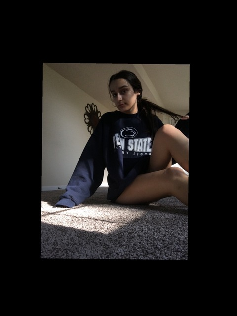 livw22 OnlyFans - Free Access to 32 Videos & 49 Photos Onlyfans Free Access