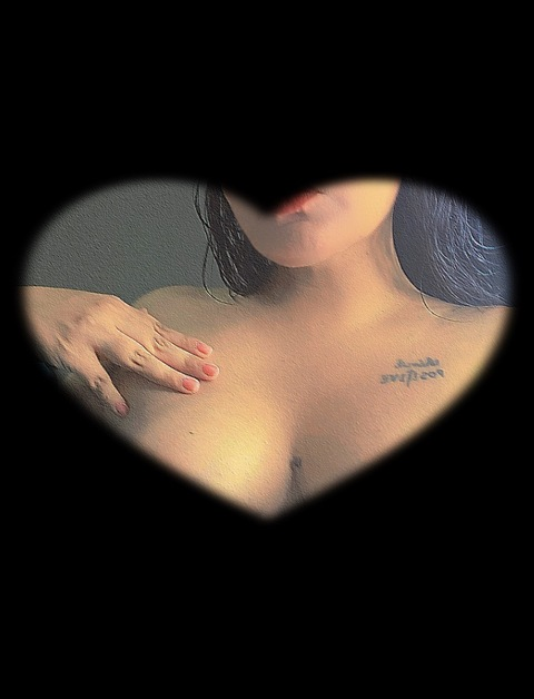 miisspepper OnlyFans - Free Access to 32 Videos & 94 Photos Onlyfans Free Access