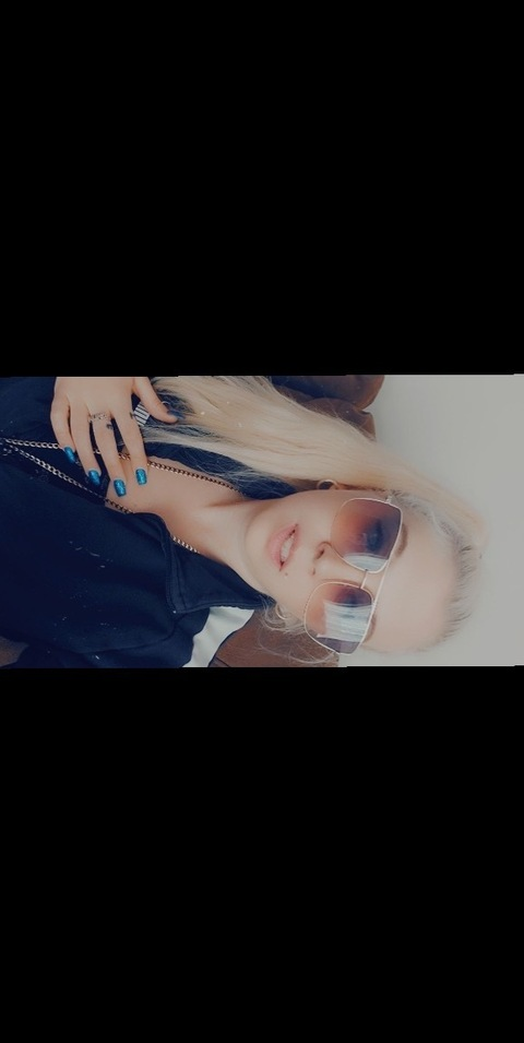 mrsloveme90 OnlyFans - Free Access to 32 Videos & 50 Photos Onlyfans Free Access