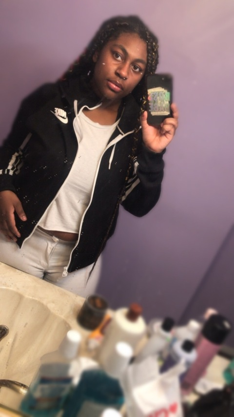 risha OnlyFans - Free Access to 32 Videos & 49 Photos Onlyfans Free Access