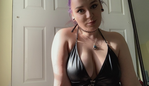 rosefeatherr OnlyFans - Free Access to 32 Videos & 322 Photos Onlyfans Free Access