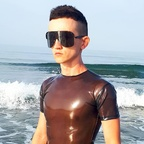 rubbrrr Profile Picture
