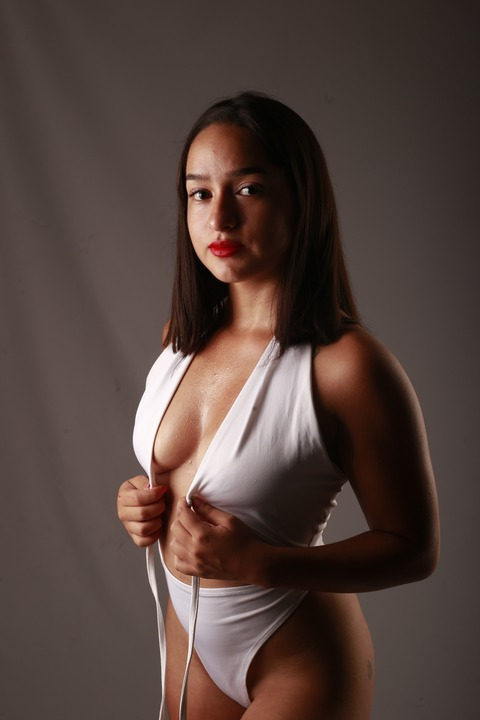 sariicantero OnlyFans - Free Access to 32 Videos & 49 Photos Onlyfans Free Access