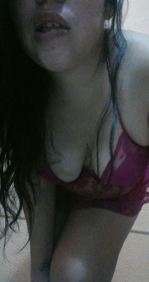 siari21 OnlyFans - Free Access to 32 Videos & 49 Photos Onlyfans Free Access