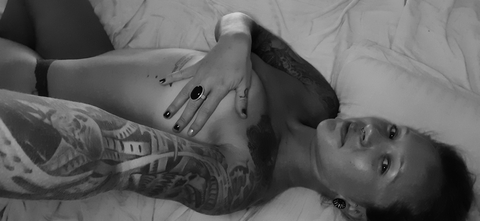 single.rayne OnlyFans - Free Access to 32 Videos & 49 Photos Onlyfans Free Access