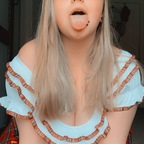 stayweirdbabes Profile Picture