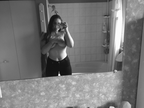 stellbaby OnlyFans - Free Access to 32 Videos & 49 Photos Onlyfans Free Access