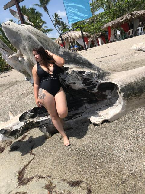 sthefanny OnlyFans - Free Access to 32 Videos & 49 Photos Onlyfans Free Access