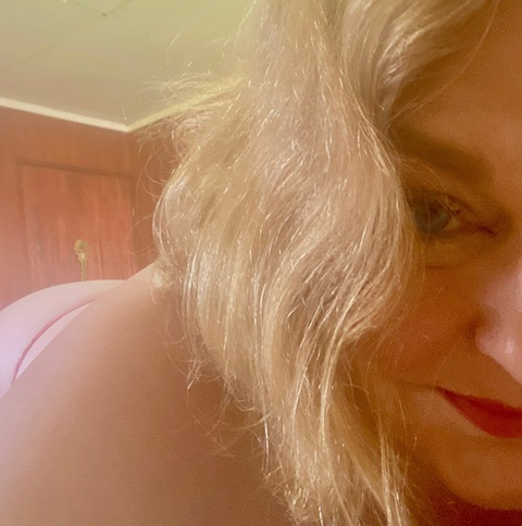 tesscooksfrench OnlyFans - Free Access to 32 Videos & 49 Photos Onlyfans Free Access