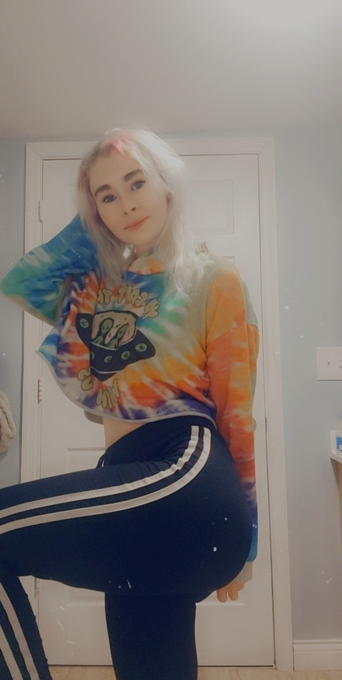 tunelesswriter OnlyFans - Free Access to 32 Videos & 132 Photos Onlyfans Free Access