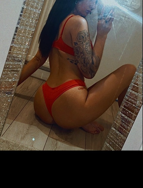 u272140632 OnlyFans - Free Access to 32 Videos & 49 Photos Onlyfans Free Access