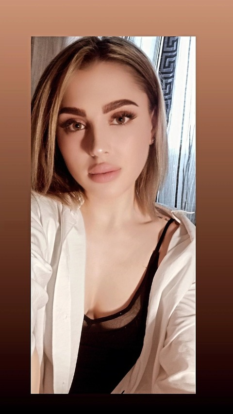 u276480303 OnlyFans - Free Access to 32 Videos & 49 Photos Onlyfans Free Access