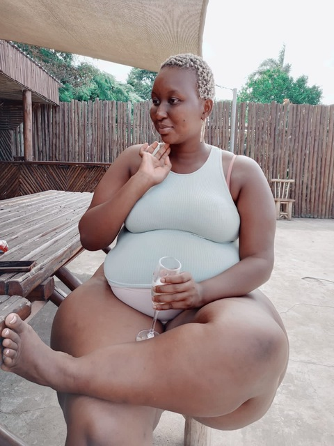 zamathebutt OnlyFans - Free Access to 32 Videos & 49 Photos Onlyfans Free Access